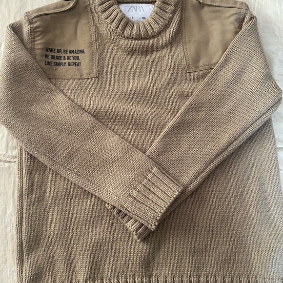 Zara Boys, Fall/Winter Sweater, size 8. Like New-never worn - Picture 2 of 4
